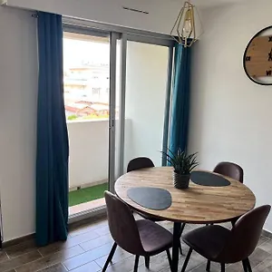 Appartement Grand Proche, Antibes